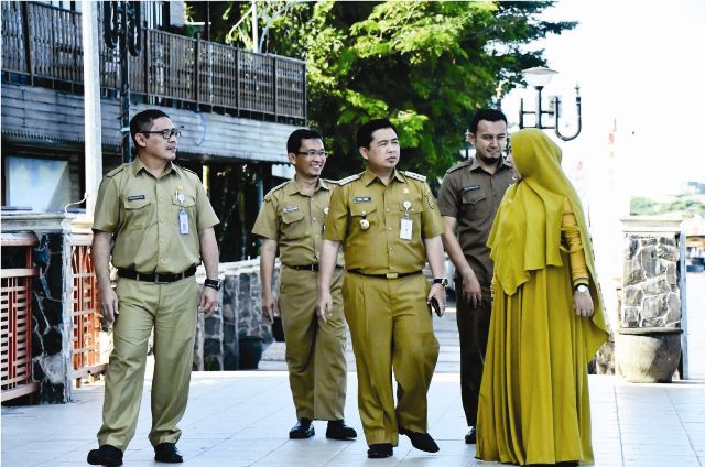 Walikota Banjarmasin, H Ibnu Sina, telah meresmikan Banjarmasin Plaza Smart City.