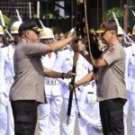 UPACARA PEDANG PORA ANTARKAN IRJEN POL RUDOLF A RODJA KE MABES POLRI