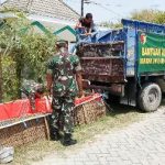 Truk Koramil Sumberejo Pasok Bantuan Air Bersih Ke Dusun Temas