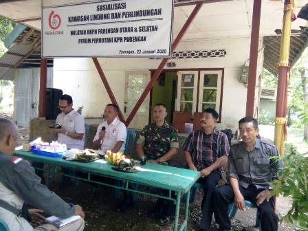 Waka ADM Parengan saat menyampaikan sosialisasi untuk wilker BKPH Parengan Selatan dan Parengan Utara.