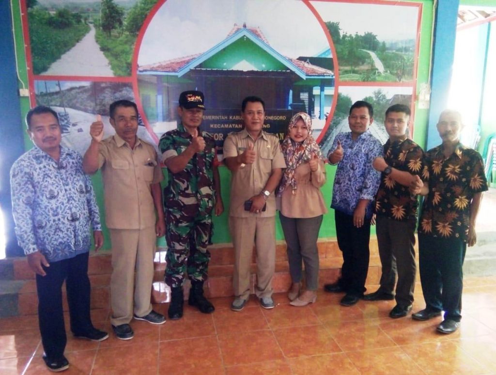 POLA PERCEPATAN STATUS DESA PRAGELAN