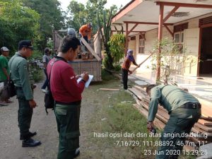 Operasi Ilegal Logging di Desa Deling Oleh Petugas Gabungan