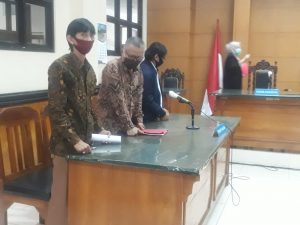 TIDAK BISA MENJAWAB SURAT BISA DIGUGAT
