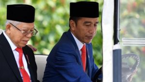 ‘HANTU’ Buzzer Era Jokowi, Amputasi Demokrasi Berpendapat Warga Negara