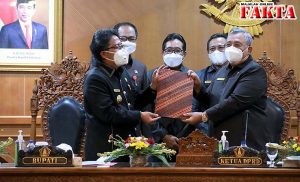 Bupati Badung Giri Prasta Sampaikan LKPJ Tahun 2020, Ini Hasilnya