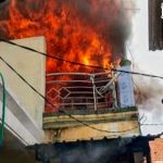 Diduga Akibat Korsleting Listrik, Rumah Dua Lantai Terbakar di Sidotopo, Surabaya