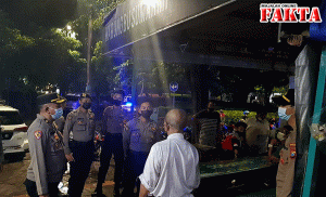 Begini Sikap Pedagang Saat Petugas Gabungan Lakukan Himbauan Prokes