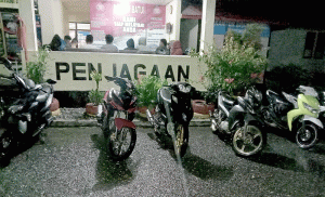 Polisi Bubarkan Balap Liar, 11 Remaja dan Barang Bukti Diamankan