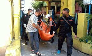 Perempuan Meninggal di Kamar Kos, Ditemukan Seorang Penjual Soto Keliling