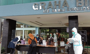 Begini Hasil Swab Test 78 Pekerja Migran Indonesia