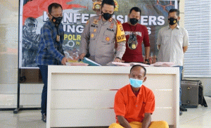 Mencuri Ponsel dan Perkosa Korban, Polisi Bekuk Pelaku di Rumahnya