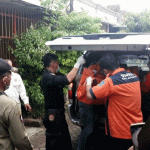 Di Rumah Sendiri, Seorang Perempuan Tua Ditemukan Tewas Membusuk