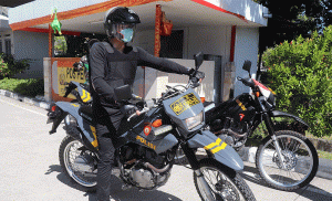 Gunakan Motor Trail, Wabup Badung Suiasa Cek Pos PAM Lebaran dan Tempat Wisata