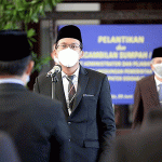 Melewati 100 Hari Kerja, Bupati Sidoarjo Mutasi Pejabat