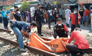 Disambar KA, Bocah Perempuan Meninggal Mengenaskan di Lokasi