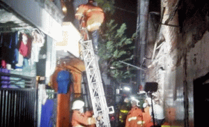 Kebakaran di Kapas Madya, Empat Orang Alami Luka Serius