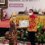 Pemkab Banyuasin Terima Penghargaan Program Inovasi Dokter Masuk Desa