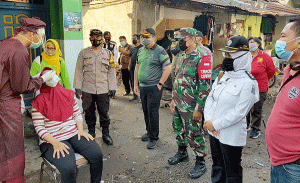 Tim Swab Hunter Sasar Warga Tanjung Batu