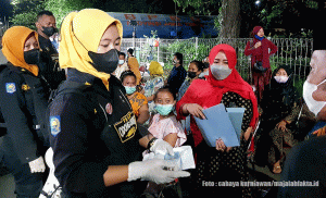 Pulang Resepsi Pernikahan di Sampang, Warga Sulung 65 Lakukan Test Swab