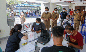 Bupati Badung Giri Prasta Pastikan Masyarakat Sudah Terima BLT