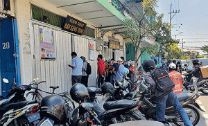 Izin Edar Dicabut, Dua Obat Herbal Covid-19 Tetap Beredar Luas di Surabaya