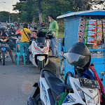 Pedagang di Jembatan Suramadu Meraup Berkah dari Tradisi Toron Warga Madura