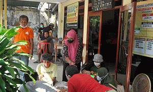 Posko Relawan Peduli Buka Dapur Umum untuk Pasien Isoman