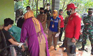 Kabinda Banten Tinjau Kegiatan Vaksinasi di Tapos