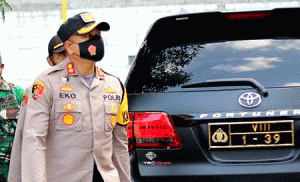 Tracing Drive Thru dan Swab Antigen Gratis di Polres Sumedang