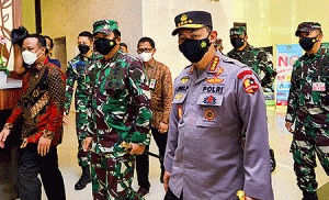 Panglima TNI dan Kapolri Tinjau Fasilitas Isolasi Terintegrasi di Sulawesi Selatan
