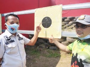 Bersama Polres Lebak, Petugas Lapas Kelas III Rangkasbitung Latihan Menembak
