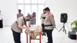 Kapolres Lebak Pimpin Sertijab Kasat Lantas dan Kapolsek Rangkasbitung