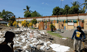 Kontraktor Dituding Nakal, Proyek Rehab SDN 2 Kuripan Timur Dikeluhkan Sejumlah Pihak