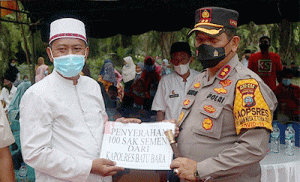 Kapolres Batubara Bantu Pembangunan Ponpes di Desa Tanjung Kuba