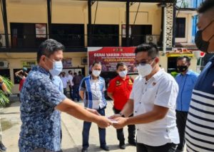 Aktif Input Data EMP, Kasat Reskrim Polresta Berikan Reward ke Tiga Personel