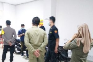 Seorang Lelaki Tewas Terjatuh di Toilet Hotel Gununganyar, Surabaya