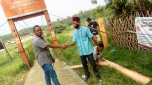 Jembatan Rusak, Direspon Seorang Cakades Calungbungur, Lebak