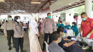 Putri Hijab Indonesia Apresiasi Vaksinasi di PRSU Medan Helvetia