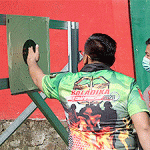 Tingkatkan Kemampuan, Personel Polres Lebak Latihan Menembak