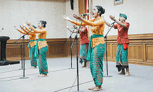 Sekda Badung Adi Arnawa Lepas Peserta UDG Tingkat Nasional