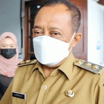 Diminta Beli Seragam Sekolah, Wali Murid Mengadu ke Wakil Wali Kota Surabaya Armuji