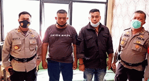 Dua Oknum Anggota Brimob Diduga Terlibat ‘Serangan Fajar’ Pilkades di Tangerang