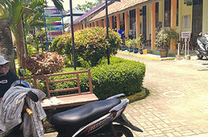 Diduga Menyalahi Keputusan, Orang Tua Siswa Menyoal Uang Seragam SMP Negeri di Palembang