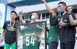 Herman Deru Tutup Turnamen Gubernur Sumsel Cup U-20 di Stadion Jakabiring
