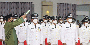 Bupati Jember Lantik dan Ambil Sumpah Jabatan 59 Kades Terpilih