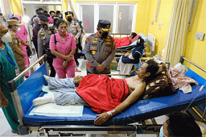 Tinjau Lokasi Pengungsian Erupsi Gunung Semeru,Kapolri Pastikan Kesiapan Satgas dan Tim DVI