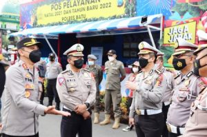 Kapolres Dampingi Pamatwil Korlantas Polri Tinjau Pos Pelayanan di Kota Batu