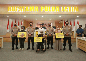 Lomba Orasi Unjuk Rasa, Kapolda Jatim: Polisi Harus Bisa Menerima Kritik dan Masukan