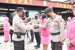 Upacara Korp Raport, Sebanyak 80 Personel Polresta Jayapura Kota Naik Pangkat