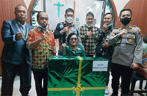 Sambut Nataru, Polsek Medan Helvetia Peduli Kasih ke Penyandang Disabilitas